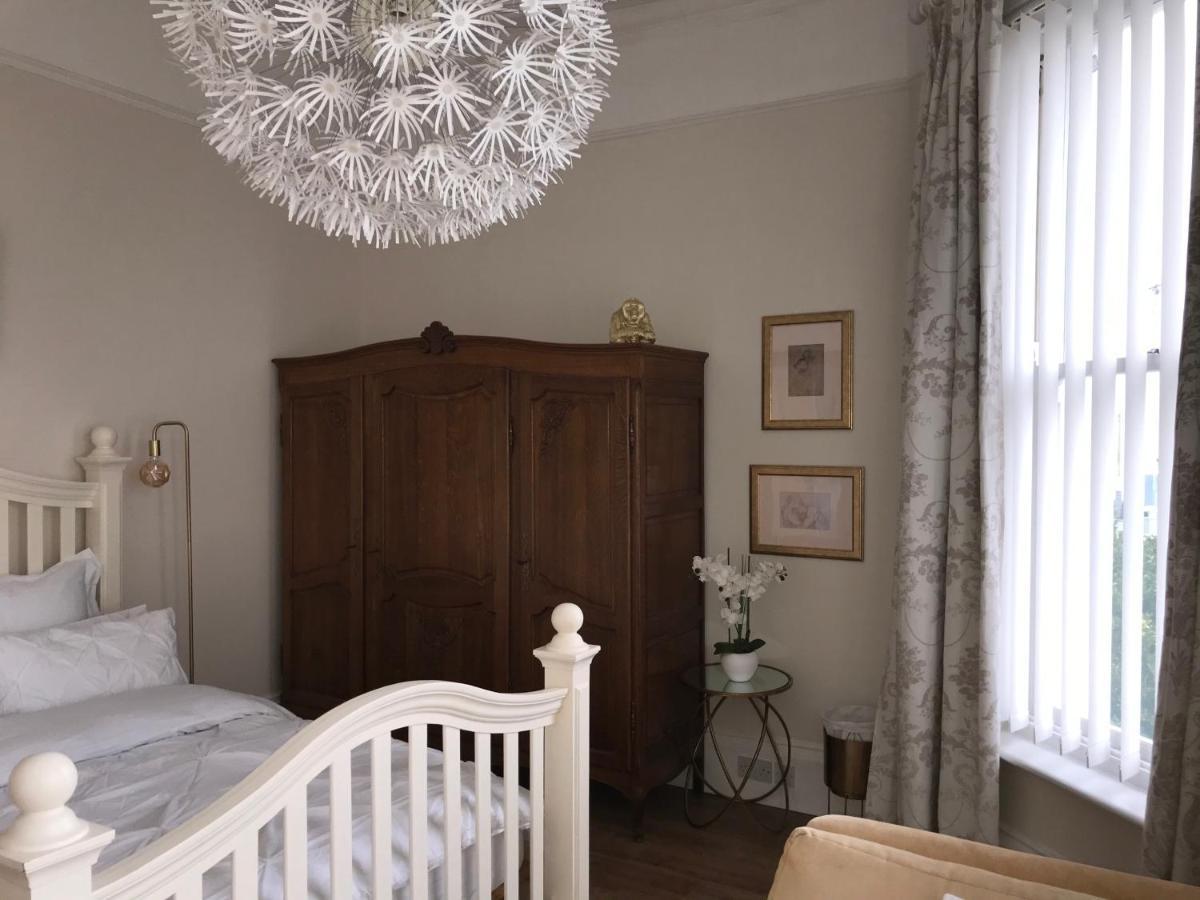 The Leas View Apartment Folkestone Bagian luar foto